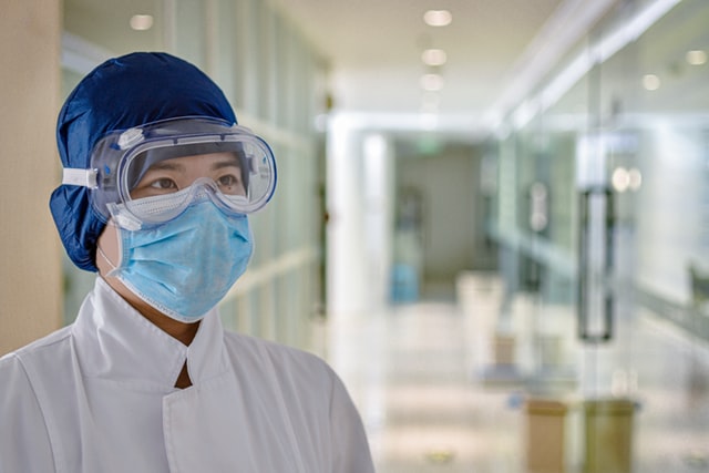 Disposable OT/ICU patient gowns (Manufacturers)